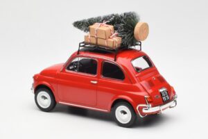 Fiat 500 L Vermelho Christmas Norev 1:18 187779 Metal - imagem 5 de 6
