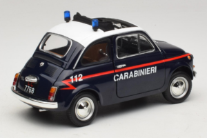 Fiat 500L Carabinieri Minichamps 1:18 150121690 Metal - imagem 3 de 8
