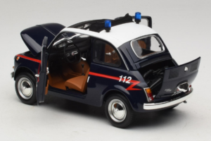 Fiat 500L Carabinieri Minichamps 1:18 150121690 Metal - imagem 5 de 8