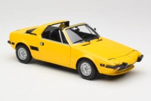 Fiat X1/9 Amarelo Minichamps 1:18 100121664 Metal - imagem 6 de 8