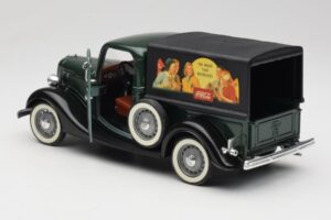 Ford Bache Coca-Cola Solido 1:18 9513 Metal - imagem 5 de 8