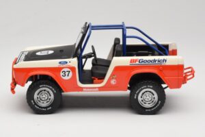 Ford Bronco Baja #37 1966 GreenLight 1:18 19037 Metal - imagem 3 de 6