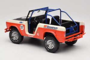 Ford Bronco Baja #37 1966 GreenLight 1:18 19037 Metal - imagem 5 de 6