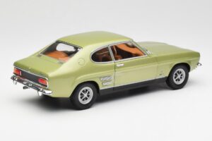 Ford Capri Mk1 Verde Claro Metálico Minichamps 1:18 18008900 Metal - imagem 3 de 8
