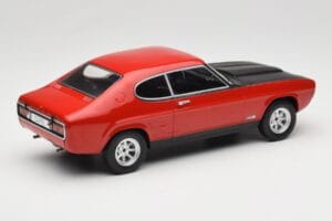 Ford Capri Mk1 RS 2600 Vermelho com Capot Preto MCG 1:18 MCG18538 Metal - imagem 2 de 6