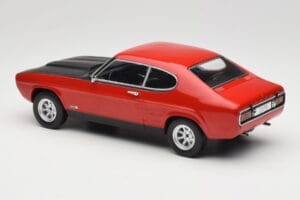 Ford Capri Mk1 RS 2600 Vermelho com Capot Preto MCG 1:18 MCG18538 Metal - imagem 5 de 6