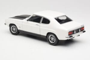 Ford Capri Mk1 RS 2600 Branco Preto Minichamps 1:18 150089078 Metal - imagem 7 de 8