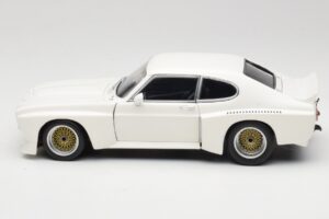Ford Capri Mk1 RS 3100 Branco Minichamps 1:18 183748003-R1 Metal - imagem 4 de 8