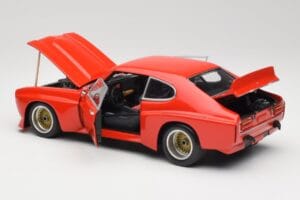 Ford Capri RS 3100 Signal Red Minichamps 1:18 180748001 Metal - imagem 5 de 8