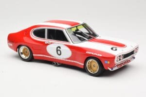 Ford Capri RS2600 Ford Tuning Siegen #6 Weiss / K. Ludwig 6 Hours Nurburgring 1973 Minichamps 1:18 155738506 Metal - imagem 4 de 6