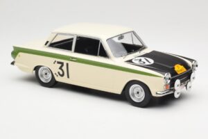 Ford Cortina Lotus #31 J. Ickx / G. Staepelaere Marathon de la Route 1966 MCG 1:18 MCG18436R Metal - imagem 4 de 6