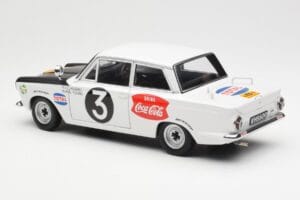 Ford Cortina Mk1 #3 P. Hughes / B. Young African Safari Rally 1964 AUTOart 1:18 86428 Metal - imagem 7 de 8