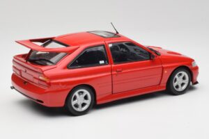 Ford Escort RS Cosworth Radiant Vermelho Minichamps 1:18 150089021 Metal - imagem 3 de 8
