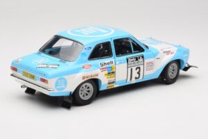 Ford Escort RS1600 #13 T. Makinen RAC Rally Winner 1973 Minichamps 1:18 100738113 Metal - imagem 3 de 8