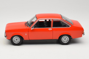 Ford Escort Mk2 Laranja Minichamps 1:18 150085100 Metal - imagem 4 de 8