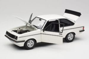 Ford Escort Mk2 RS 2000 LHD Branco Minichamps 1:18 150084300 Metal - imagem 2 de 8