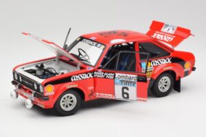 Ford Escort II RS1800 #6 R. Clark / J. Pegg RAC Rally Winner 1976 Minichamps 1:18 100768406 Metal - imagem 2 de 8