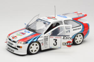 Ford Escort RS Cosworth Martini #3 1000 Miglia 1995 UT Models 1:18 39550 Metal - imagem 2 de 8