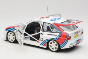 Ford Escort RS Cosworth Martini #3 1000 Miglia 1995 UT Models 1:18 39550 Metal - imagem 5 de 8