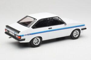 Ford Escort Mk2 RS 2000 Branco MCG 1:18 MCG18439 Metal - imagem 2 de 6