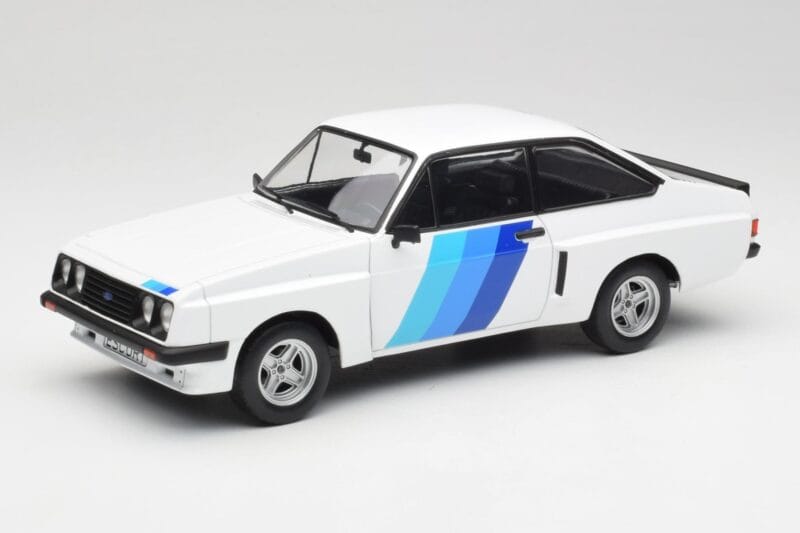 Ford Escort Mk2 RS 2000 X-Pack Diamond Branco & Azul Decor MCG 1:18 MCG18351 Metal