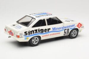 Ford Escort Mk2 RS2000 #59 H. Heyer / A. Hahne / K. Ludwig 24 Hours Nürburgring 1982 MCG 1:18 MCG18438R Metal - imagem 2 de 6