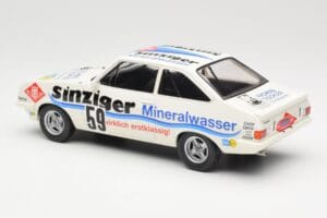 Ford Escort Mk2 RS2000 #59 H. Heyer / A. Hahne / K. Ludwig 24 Hours Nürburgring 1982 MCG 1:18 MCG18438R Metal - imagem 5 de 6