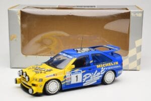 Ford Escort Mk5 RS Cosworth #1 M. Wilson / B. Thomas Michelin Champion 1994 UT Models 1:18 180948291 Metal - imagem 8 de 8