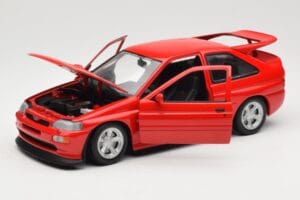 Ford Escort Mk5 RS Cosworth Vermelho UT Models 1:18 180082102 Metal - imagem 2 de 8