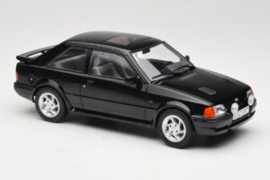 Ford Escort Mk4 RS Turbo S2 Preto MCG 1:18 MCG18546 Metal - imagem 4 de 6