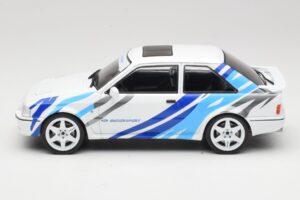 Ford Escort Mk4 RS Turbo S2 Branco Com Decoração MCG 1:18 MCG18547R Metal - imagem 3 de 6
