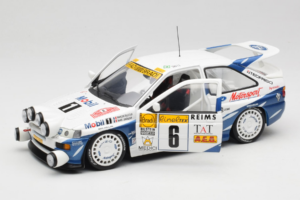 Ford Escort RS Cosworth Mobil 1 #6 F. Delecour / D. Grataloup Rally Monte Carlo Night Version Winner 1994 UT Models 1:18 3945 - imagem 2 de 8