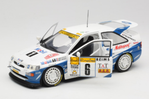 Ford Escort RS Cosworth Mobil 1 #6 F. Delecour / D. Grataloup Rally Monte Carlo Winner 1994 UT Models 1:18 180948106 Metal - imagem 2 de 8
