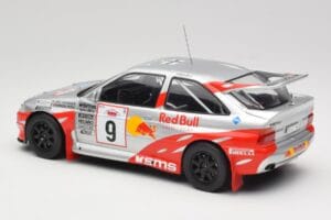Ford Escort RS Cosworth #9 A. Vatanen Rally Acropolis 1994 IXO 1:18 18RMC108 Metal - imagem 5 de 6