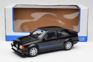 Ford Escort RS Turbo Carro Particular da Princesa Diana Preto MCG 1:18 MCG18420 Metal - imagem 6 de 6
