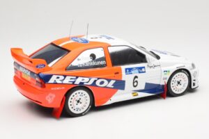Ford Escort WRC #6 A. Schwarz / M. Giraudet Acropolis Rally 1997 IXO 1:18 18RMC172B Metal - imagem 2 de 6
