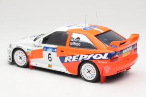 Ford Escort WRC #6 A. Schwarz / M. Giraudet Acropolis Rally 1997 IXO 1:18 18RMC172B Metal - imagem 5 de 6