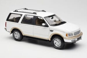 Ford Expedition Eddie Bauer Branco UT Models 1:18 22712 Metal - imagem 6 de 8