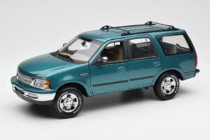 Ford Expedition XLT Verde Metalizado UT Models 1:18 22717 Metal