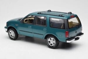 Ford Expedition XLT Verde Metalizado UT Models 1:18 22717 Metal - imagem 7 de 8