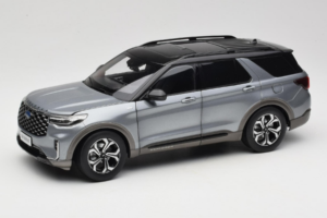 Ford Explorer Cinzento OEM 1:18 FORD2020 Metal