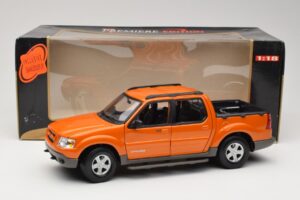 Ford Explorer Sport Trac Laranja Maisto 1:18 536891G Metal - imagem 8 de 8