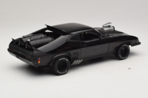 Ford Falcon XB Interceptor Mad Max 2 The Road Warrior AUTOart 1:18 72745 Metal - imagem 3 de 8