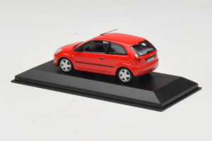 Ford Fiesta Mk5 2-Door Vermelho Minichamps 1:43 FIESTA004 Metal - imagem 3 de 4