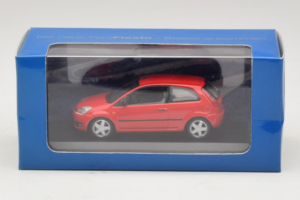 Ford Fiesta Mk5 2-Door Vermelho Minichamps 1:43 FIESTA004 Metal - imagem 4 de 4