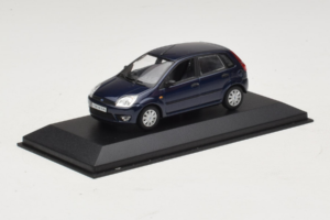 Ford Fiesta Mk5 4-Door Azul Escuro Minichamps 1:43 FIESTA001 Metal - imagem 2 de 4