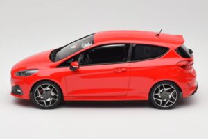 Ford Fiesta Mk8 ST Vermelho DNA 1:18 DNA000093 Resina - imagem 3 de 6