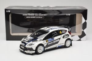 Ford Fiesta RS WRC #4 H. Solberg / C. Patterson Ford Rally Team Rally Finland 2012 Minichamps 1:18 151120804 Metal - imagem 6 de 6