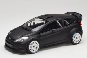 Ford Fiesta RS WRC Street Mk7 Preto Mate Minichamps 1:18 151110892 Metal