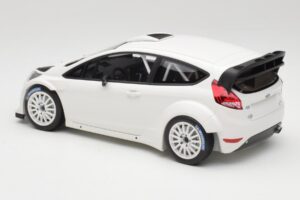 Ford Fiesta RS WRC Street Mk7 Branco Minichamps 1:18 151110890 Metal - imagem 5 de 6